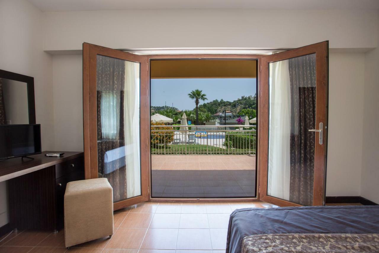 סאריגרמה The One Club Hotel מראה חיצוני תמונה